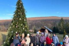 photo_5305515870769581225_y