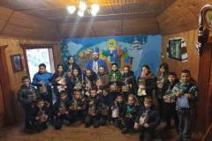 photo_5307767670583266613_y