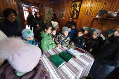 photo_5307767670583266616_y