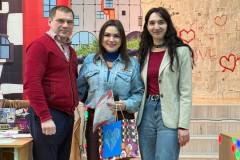 photo_5231419069209188444_y