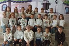 photo_5323440465804119955_y