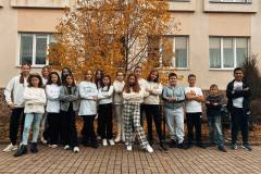 photo_5323440465804119956_y