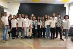 photo_5323440465804119964_y