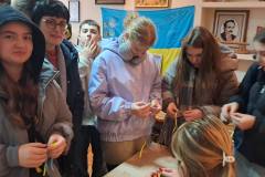 1_photo_5314642349856067525_y