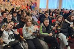 photo_5314642349856067511_y