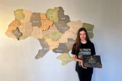 photo_5280649659393185506_y