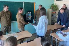 photo_5280649659393185510_y