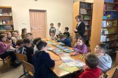 photo_5465348362812381212_y