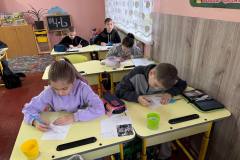 photo_5321512940316256018_y