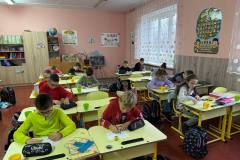 photo_5321512940316256019_y