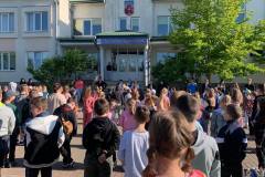 photo_5244949685066660082_y