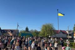 photo_5244949685066660085_y