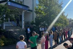 photo_5244949685066660087_y