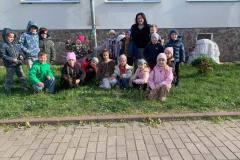 photo_5438583702880458901_y