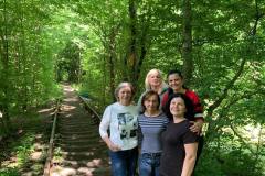 photo_5449771847869652141_y