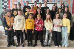 photo_5265221733135280507_y