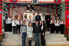 photo_5334899739197566423_y