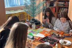 photo_5413837557311070237_y