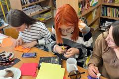 photo_5413837557311070239_y