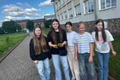 photo_5359789714628014847_y