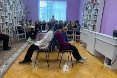 photo_5447492203782986061_y