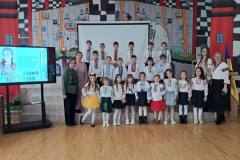 photo_5258143249078098210_y