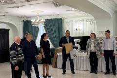 photo_5256039166074621121_y