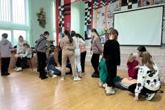 photo_5449912598242908105_y