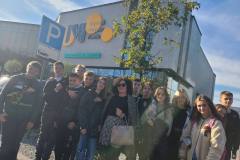 photo_5337296141970165746_y