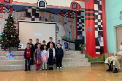 photo_5440374347756851911_y