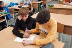 photo_5247065669424502365_y