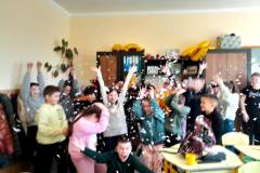 photo_5235960597688998129_y