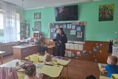 photo_5395809432086117910_y