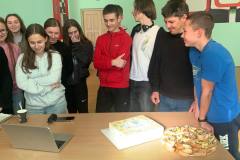 photo_5303161313859596020_y