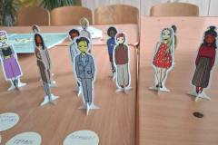 photo_5354841130618972813_y