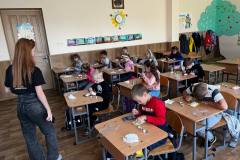 photo_5447596601553051270_y