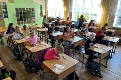 photo_5447596601553051274_y