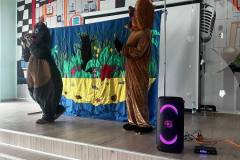 photo_5388573889661103435_y