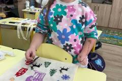 photo_5276225499480920276_y