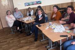 photo_5260690997904529673_y