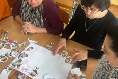 photo_5260690997904529675_y