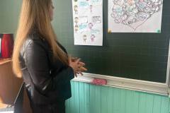 photo_5260690997904529677_y