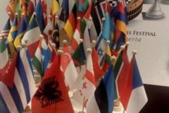 photo_5190947098453988855_y