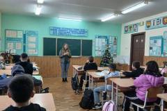 photo_5296711436920886130_y