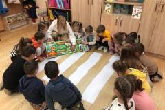 photo_5251472078236935464_y