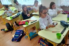 photo_5433728843644003788_y