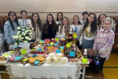 photo_5273831330087563385_y