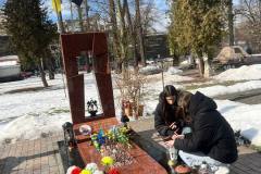 photo_5271927401153762143_y