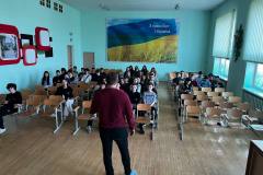 photo_5253545138691627245_y